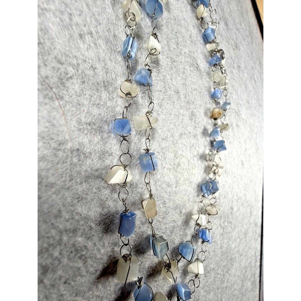 Vintage Y2K Blue Ivory Cats Eye Glass Bead Necklace Double Strand Wire Wrapped - Picture 3 of 7